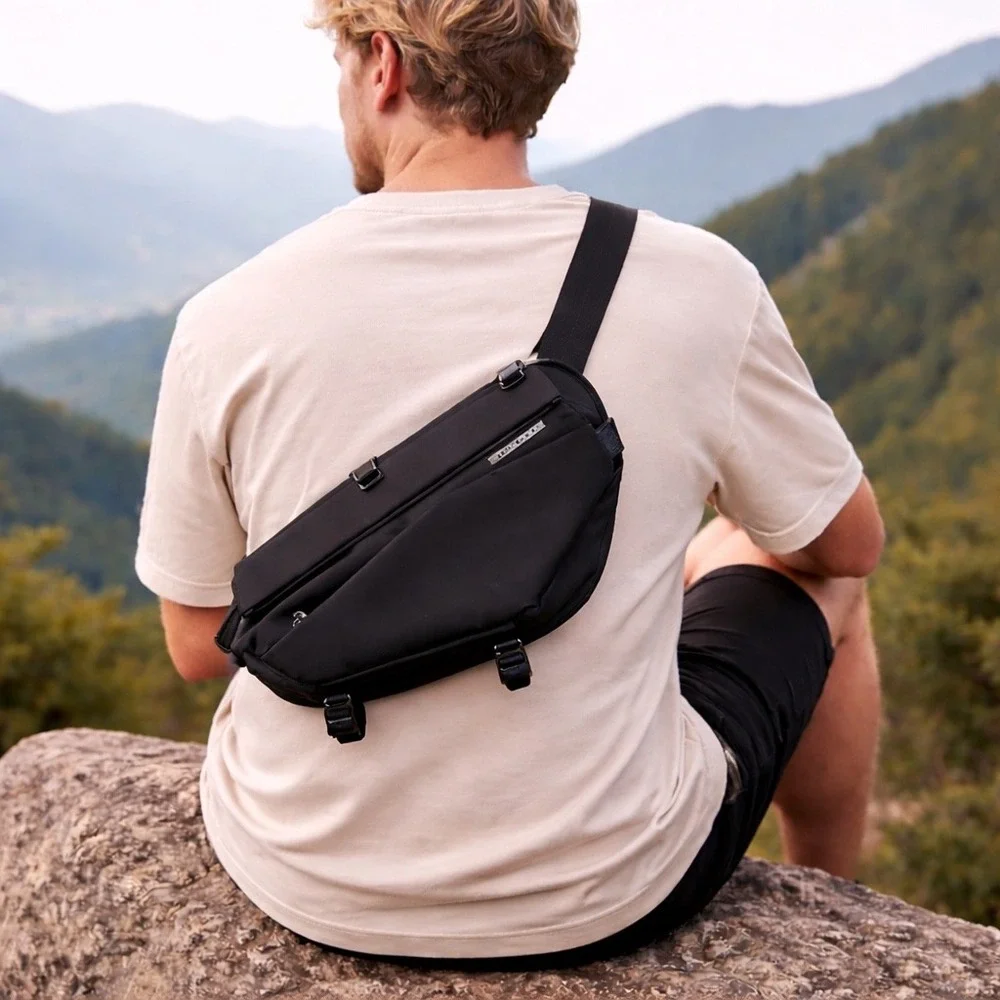 NIID‎ Urbanature Radiant R1 Sling Bag Unisex OS Black Techwear Crossbody
